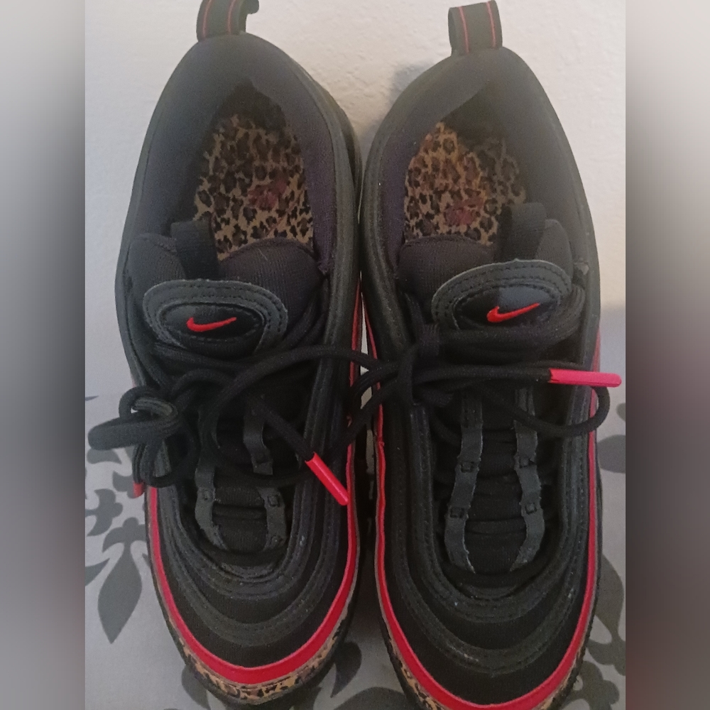 Nike Air Max 97 size 7.5